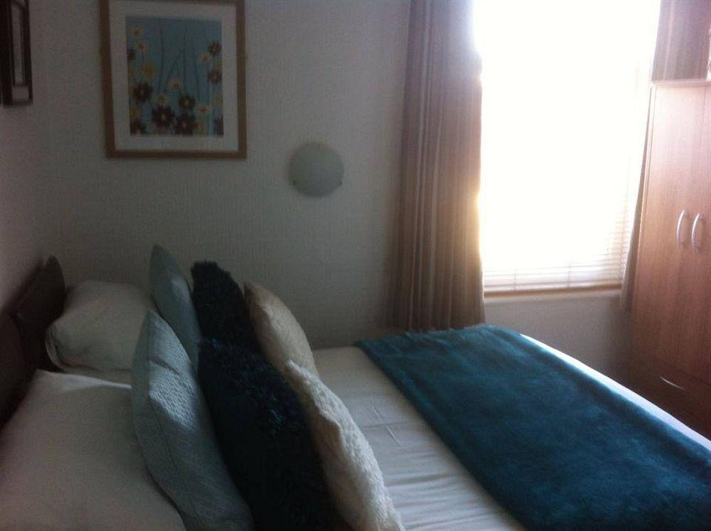 ホテル The Fylde ブラックプール エクステリア 写真