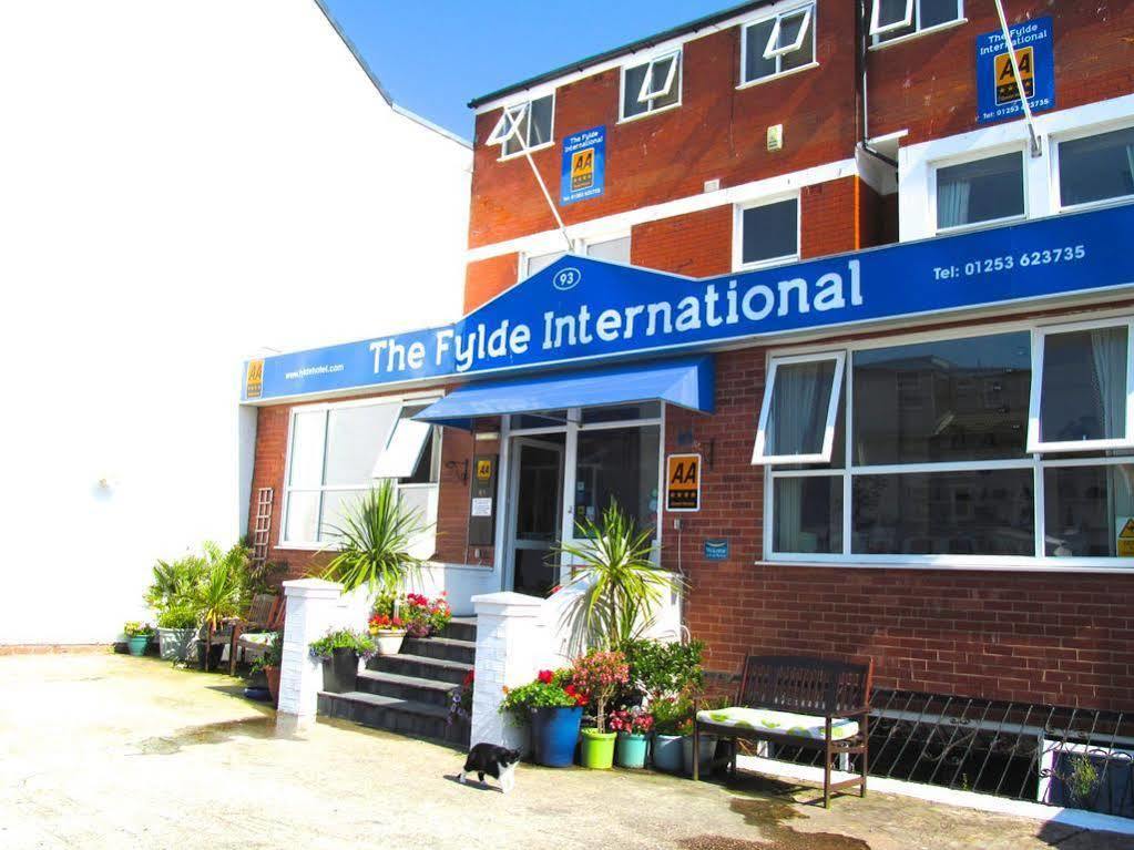 ホテル The Fylde ブラックプール エクステリア 写真